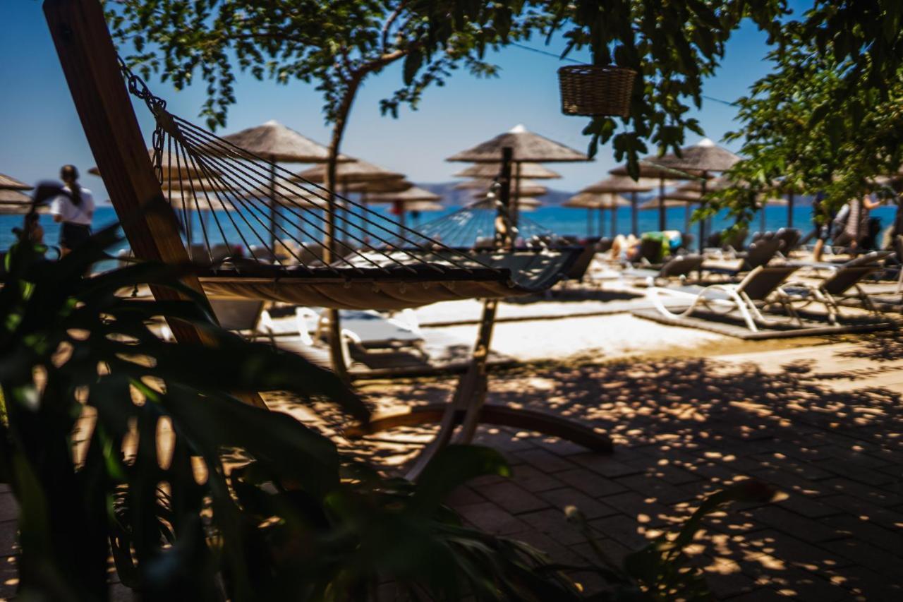 Zoe Seaside Resort 지아로바 외부 사진